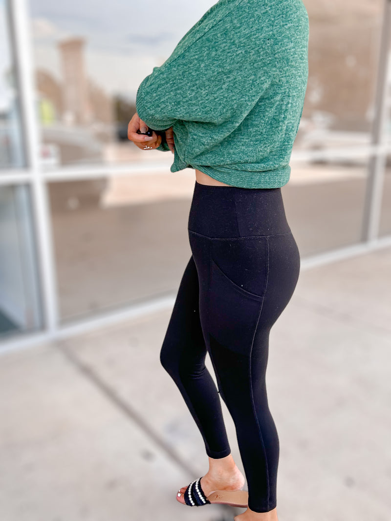 Amazon's Number One Best-Selling Leggings From Syrinx Are on Sale